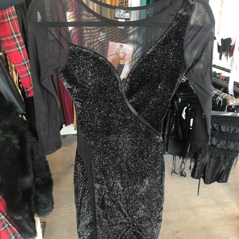 Black sequins dress